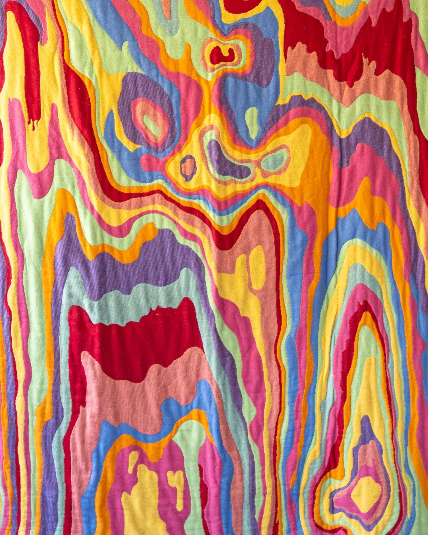 Bellows Abstract Organic Cotton Tapestry Throw Blanket - Image 3