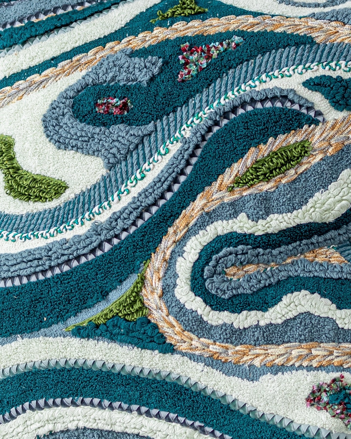 Mystery Box 010 - Waves Design - Abstract - Image 2